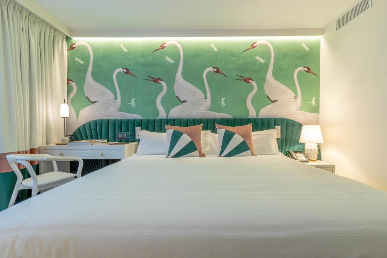 Hotel Claude Марбелья Экстерьер фото